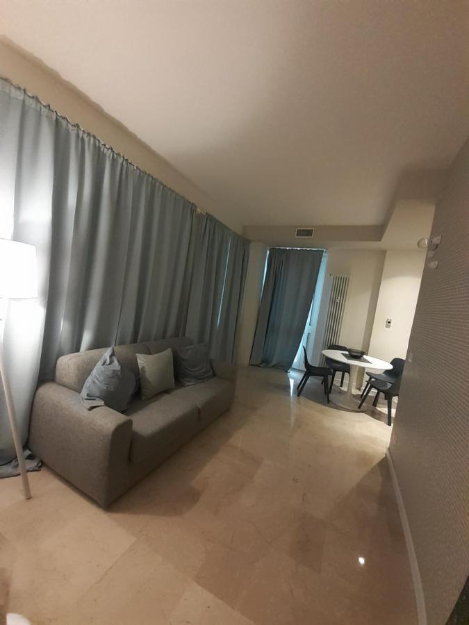 Baretti House- Parcheggio Riservato Per Un Soggiorno Perfetto Turim Exterior foto